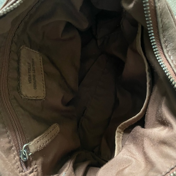 The Trend! Leather crossbody purse! With lots compartments - Picture 3 of 5